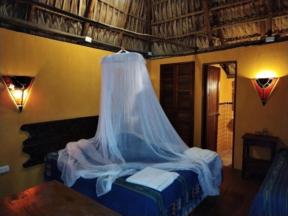 Hotel Pez De Oro Monterrico Ngoại thất bức ảnh